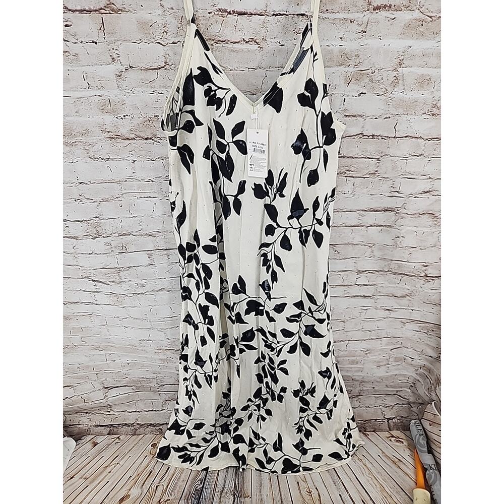 AZ Women's Dress Size L/XL Floral Cream Dress Long NEW Sleeveless Sparkle Dress - Picture 2 of 5